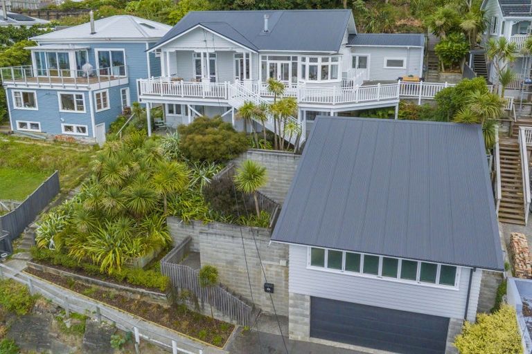 Photo of property in 48 Maida Vale Road, Roseneath, Wellington, 6011