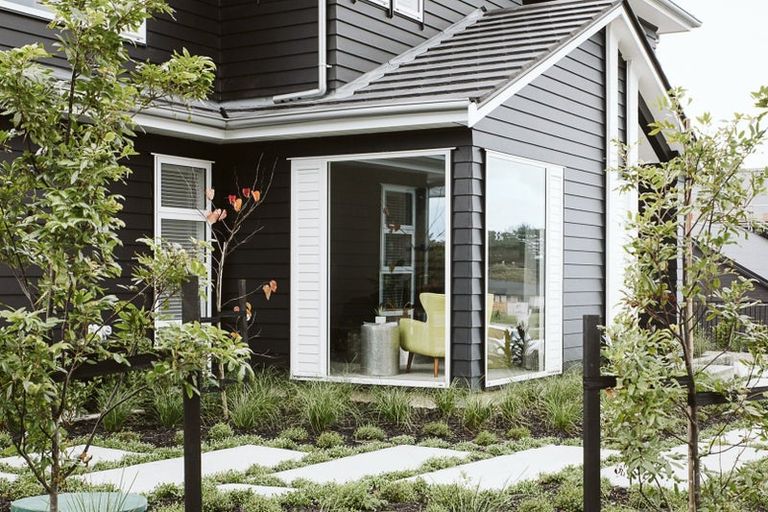 Photo of property in 85 Station Road, Kumeu, 0810