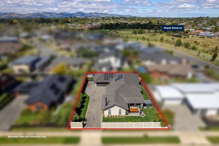 Photo of property in 42 Westpark Drive, Burnside, Christchurch, 8053