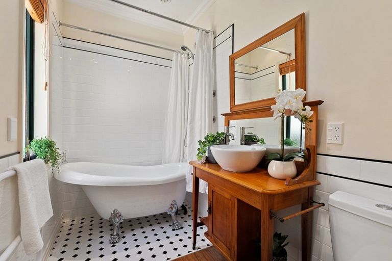 Photo of property in 15 Hope Avenue, Lake Hayes, Queenstown, 9304