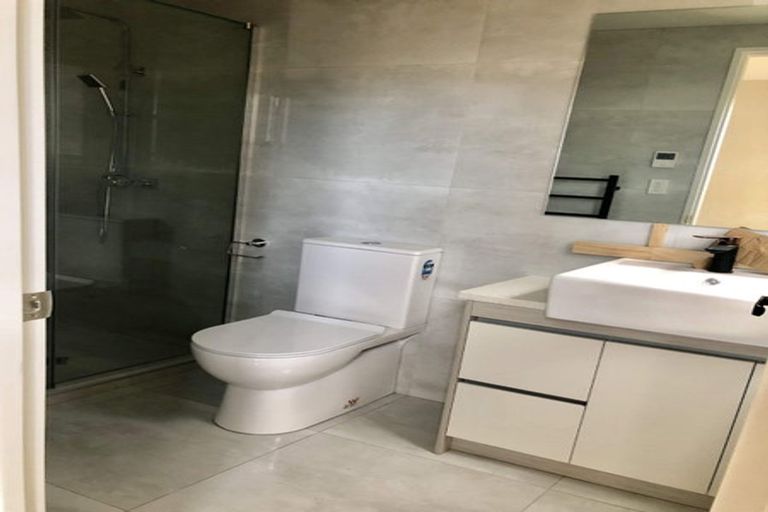 Photo of property in 17 Horsefields Drive, Flat Bush, Auckland, 2019