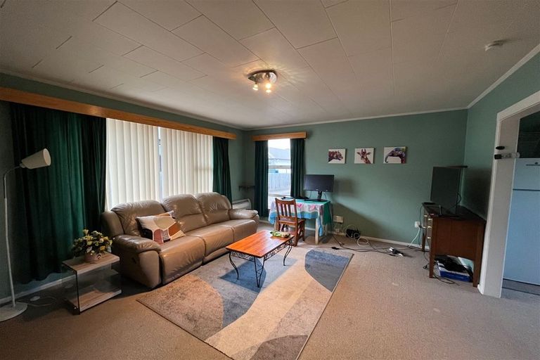 Photo of property in 4/192 Church Street, West End, Timaru, 7910