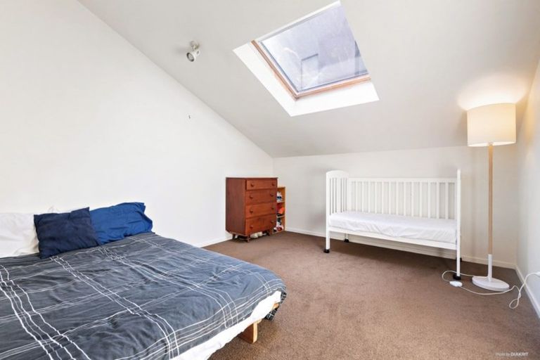 Photo of property in Courtenay Mews Apartments, 16/14u Alpha Street, Te Aro, Wellington, 6011