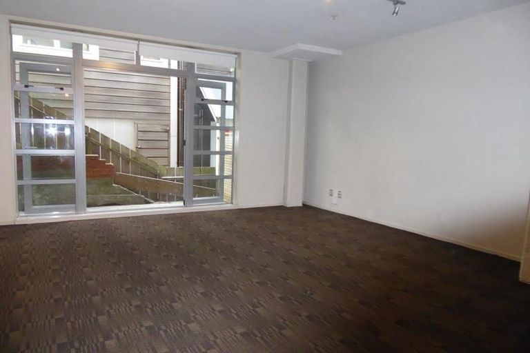 Photo of property in Vespa Apartments, 305/20 Hanson Street, Mount Cook, Wellington, 6021