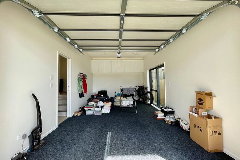 Photo of property in 60d Bay Street, Red Beach, 0932