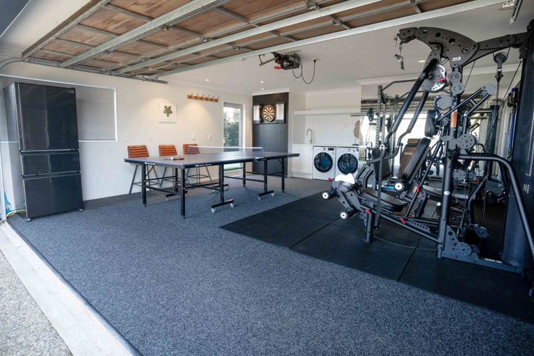 Photo of property in 4 Brandon Road, Manly, Whangaparaoa, 0930