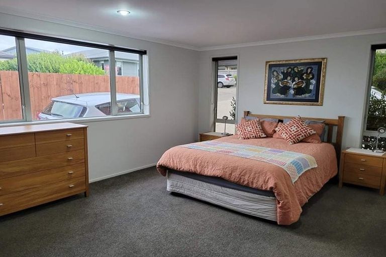Photo of property in 28 Helenslee Road, Pokeno, 2402
