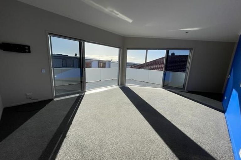 Photo of property in 348 Beach Road, Mairangi Bay, Auckland, 0630