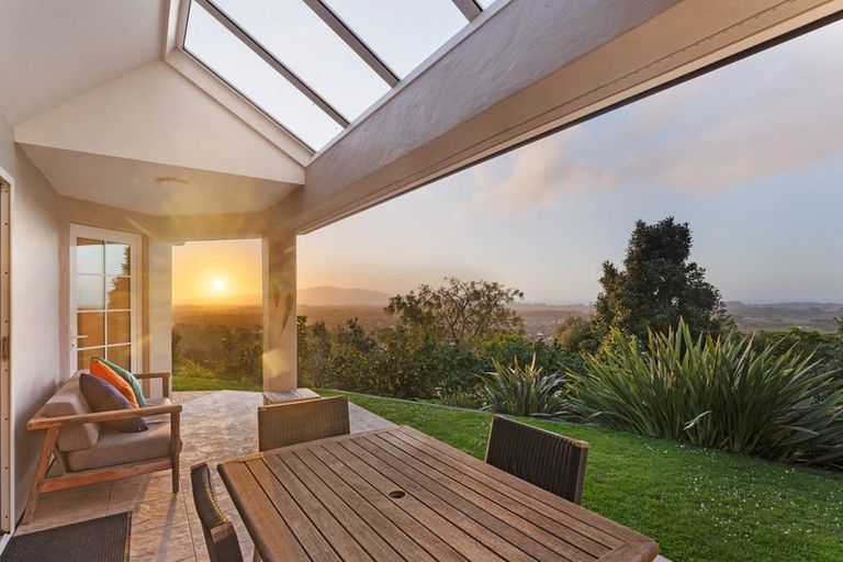 Photo of property in 35 Kotare Street, Hilltop, Taupo, 3330