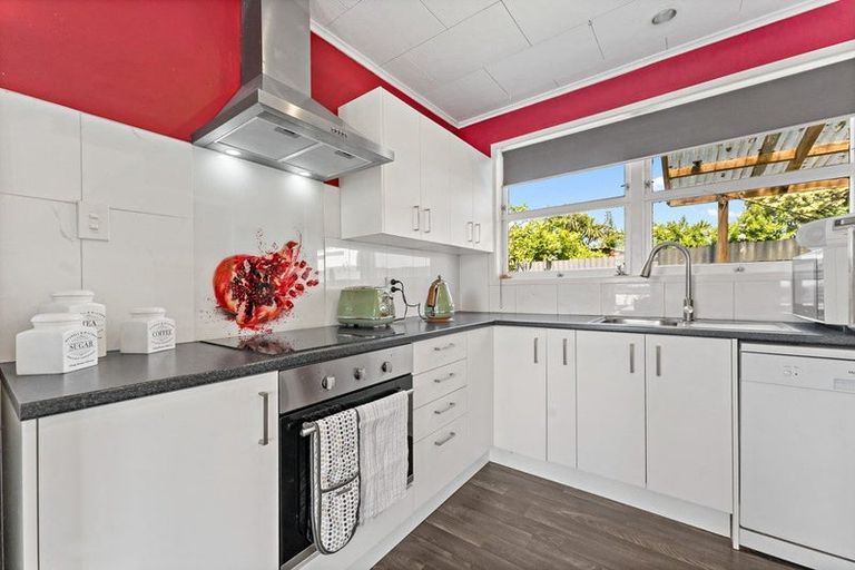 Photo of property in 2/56 Glasgow Road, Pukekohe, 2120
