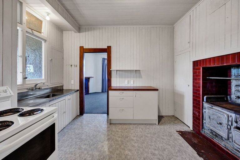 Photo of property in 30 Cloten Road, Stratford, 4332