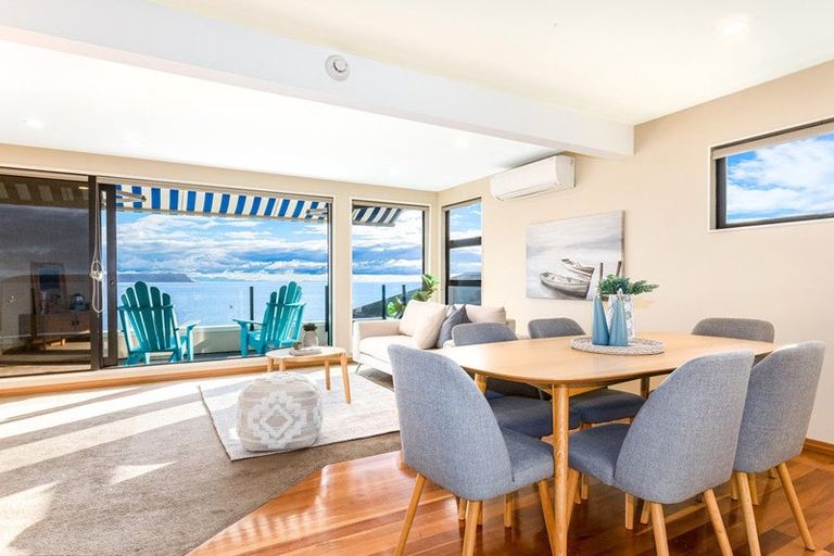 Photo of property in 24 Sunset Parade, Plimmerton, Porirua, 5026