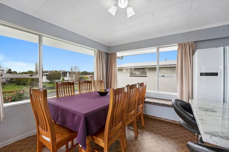 Photo of property in 15 Oberon Street, Stratford, 4332