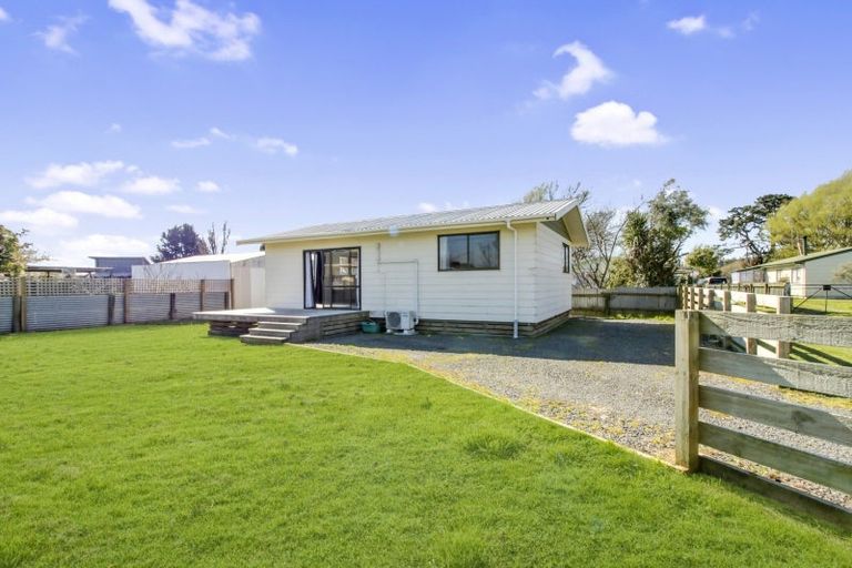 Photo of property in 45/45b Avenue Road, Foxton, 4814
