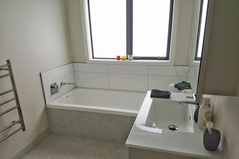 Photo of property in 11 Henrietta Maxwell Grove, Wainuiomata, Lower Hutt, 5014