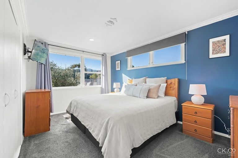 Photo of property in 24 Longfellow Street, Trentham, Upper Hutt, 5018