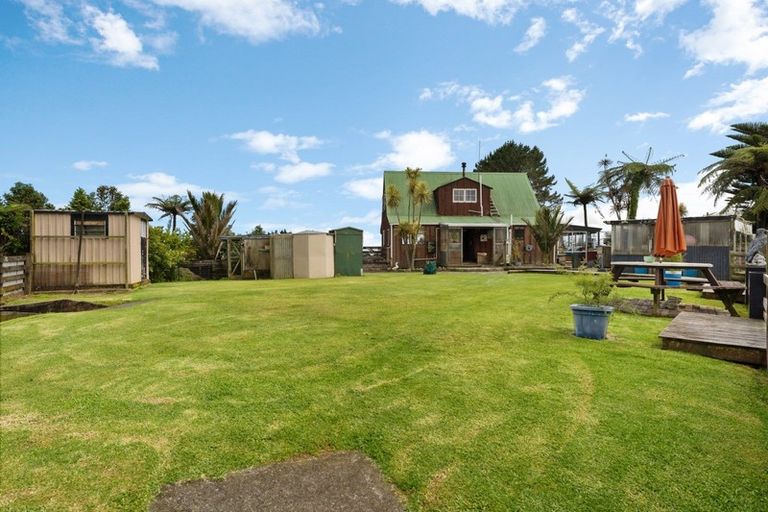 Photo of property in 173 Clarke Road, Huirangi, New Plymouth, 4373