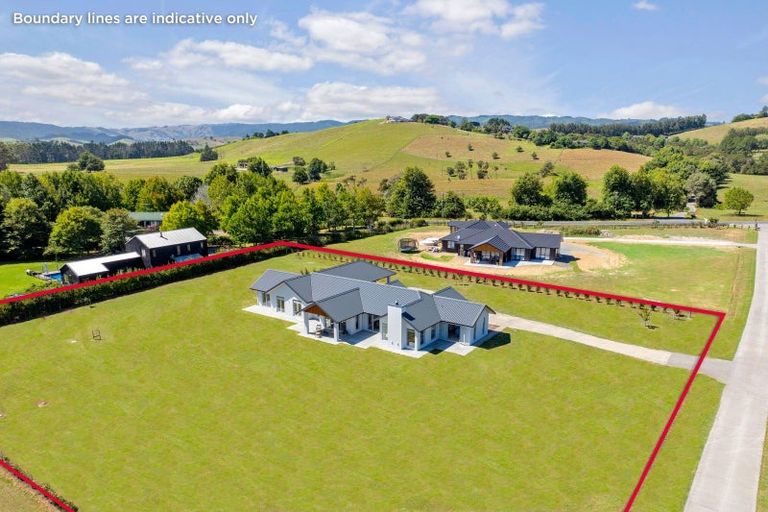 Photo of property in 5 Riverside Way, Clevedon, 2585