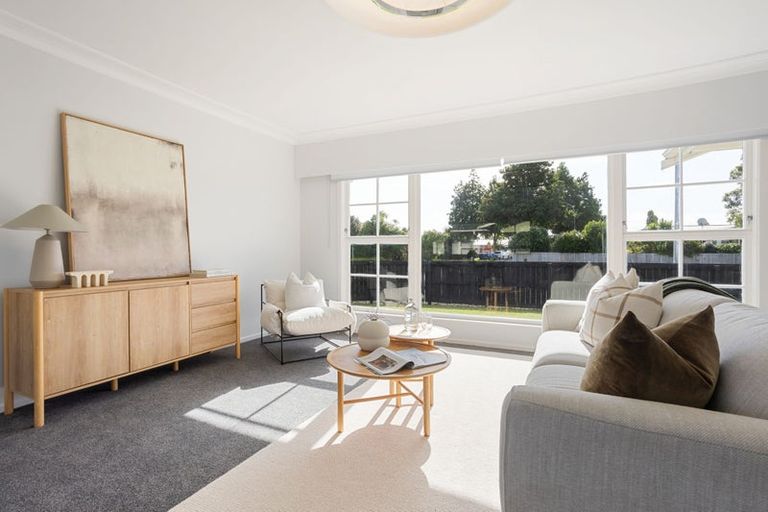 Photo of property in 2 Bowen Place, St Andrews, Hamilton, 3200
