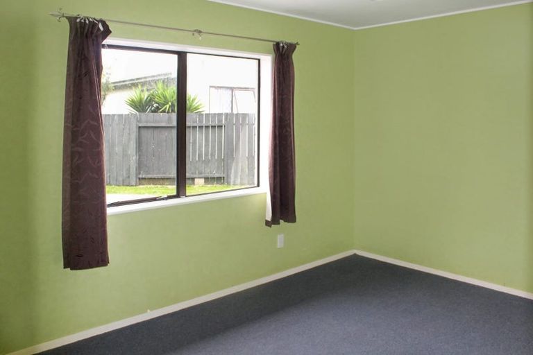 Photo of property in 18 Mercury Street, Milson, Palmerston North, 4414