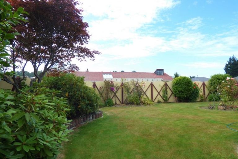 Photo of property in 1 Salisbury Crescent, Oamaru North, Oamaru, 9400