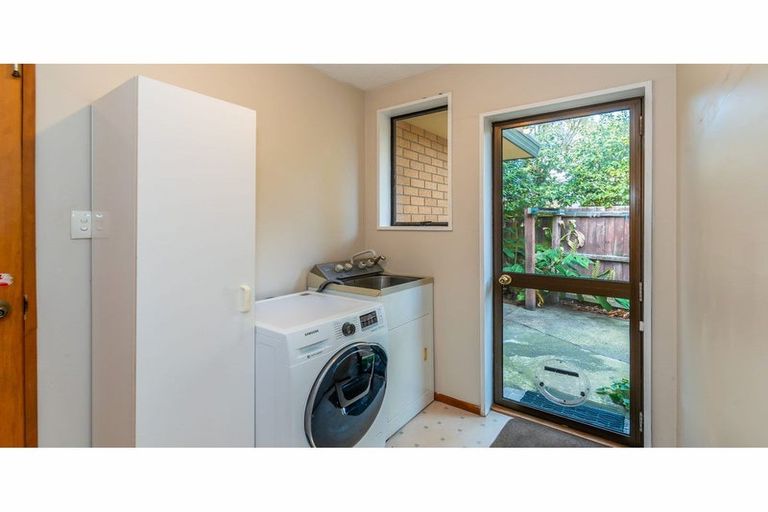 Photo of property in 2/150 Riverlaw Terrace, Saint Martins, Christchurch, 8022