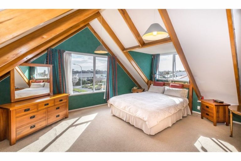 Photo of property in 12 Chevy Place, Hoon Hay, Christchurch, 8025