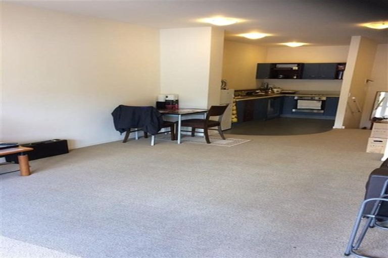 Photo of property in Luxford Villas, 311/72u Herald Street, Berhampore, Wellington, 6023