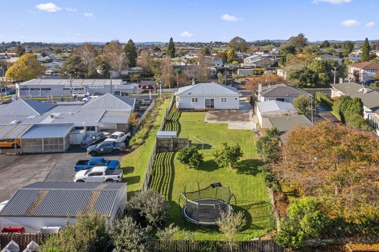 Photo of property in 2/174 Kihikihi Road, Te Awamutu, 3800