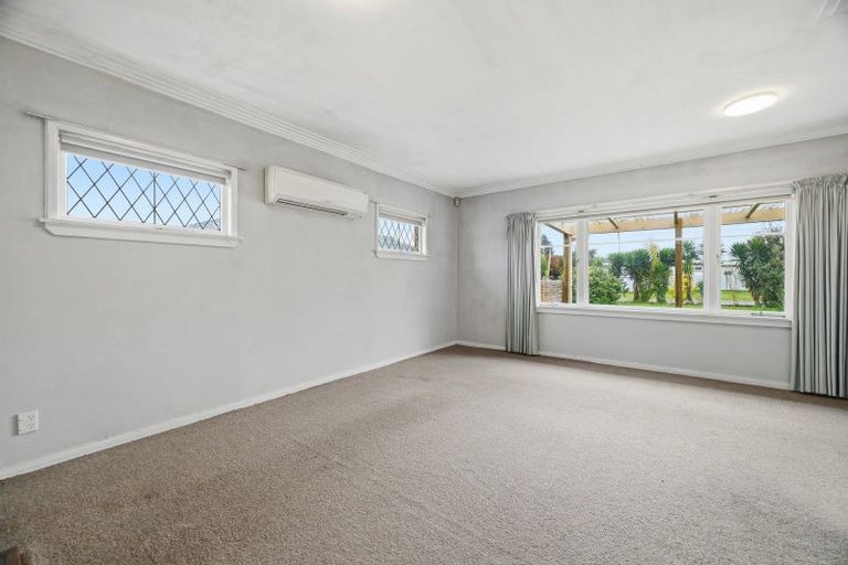 Photo of property in 25 Russell Road, Fairy Springs, Rotorua, 3015