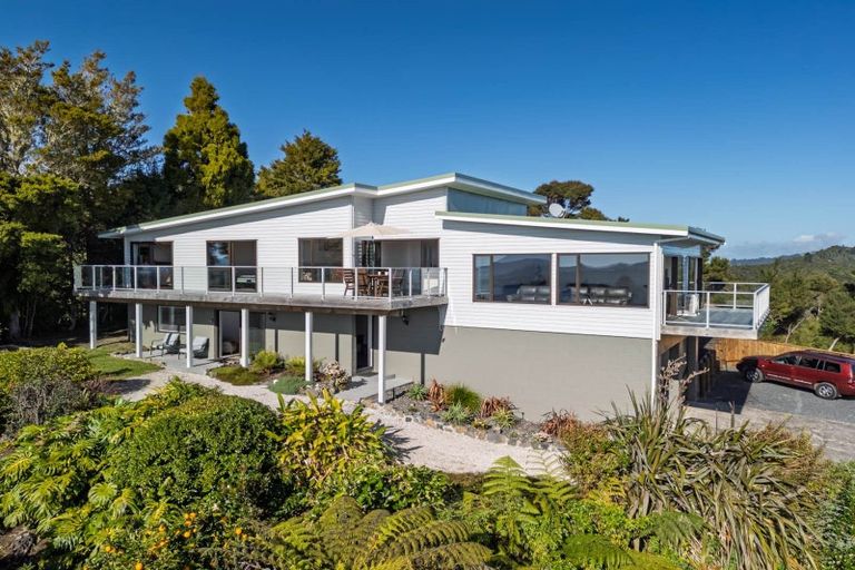 Photo of property in 2 Arabella Road, Opua, 0200