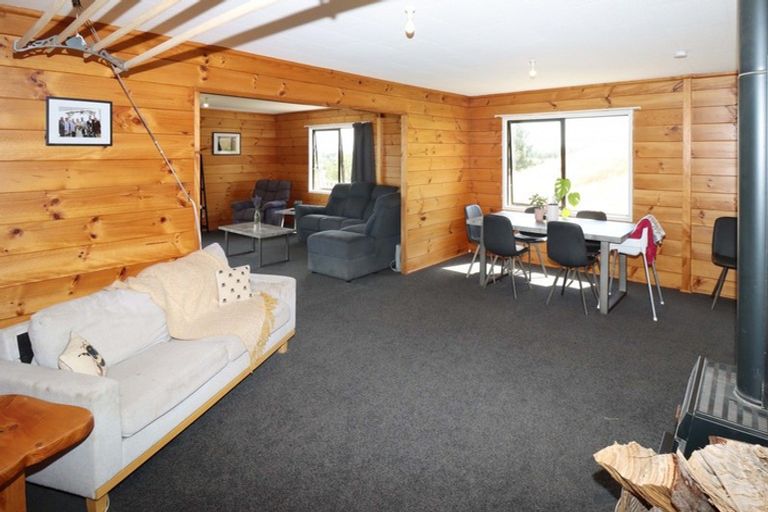 Photo of property in 811 Te Whiti Road, Te Whiti, Masterton, 5884