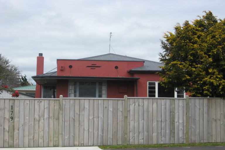 Photo of property in 179 Tukapa Street, Westown, New Plymouth, 4310