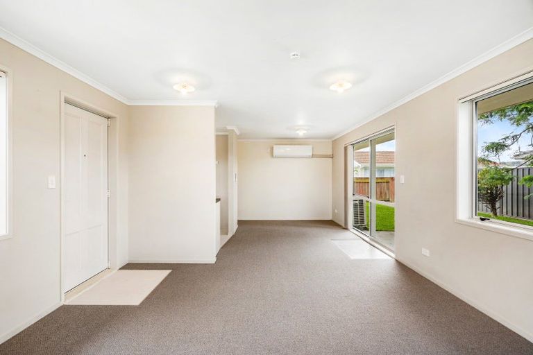 Photo of property in 17f Meeanee Road, Taradale, Napier, 4112