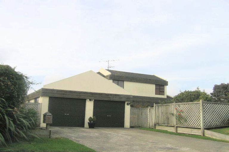 Photo of property in 7 Pendeen Place, Camborne, Porirua, 5026