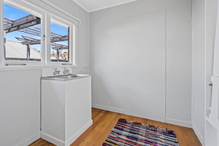Photo of property in 1 Mclean Street, Kensington, Whangarei, 0112