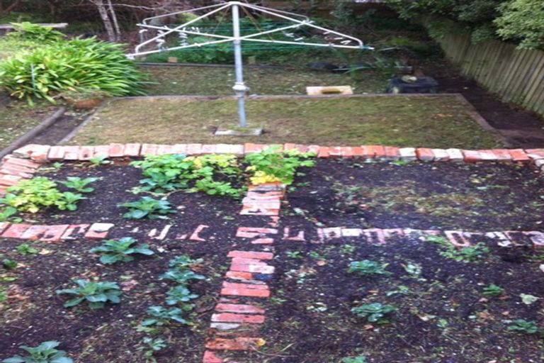 Photo of property in 32 Mckinley Crescent, Brooklyn, Wellington, 6021