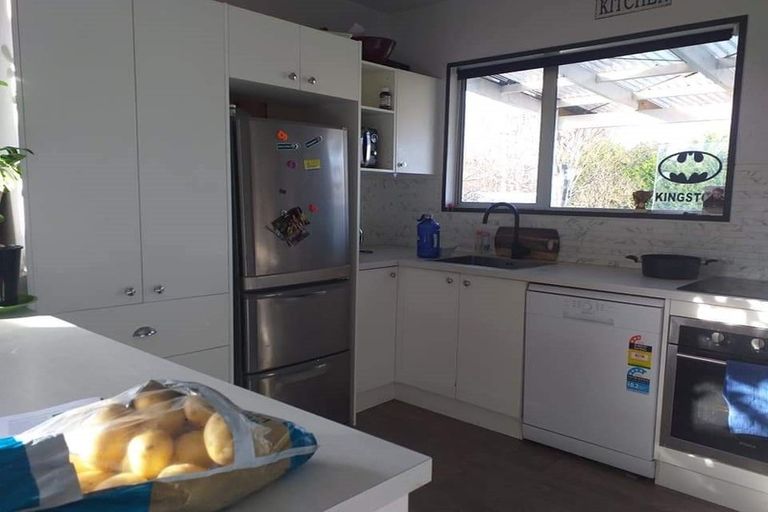 Photo of property in 4 Chaucer Street, Milton, 9220