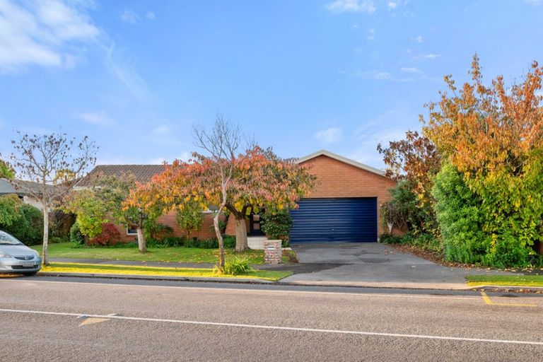 Photo of property in 220 Sawyers Arms Road, Bishopdale, Christchurch, 8053