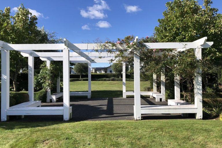 Photo of property in 14 Maison Way, Rangatira Park, Taupo, 3330