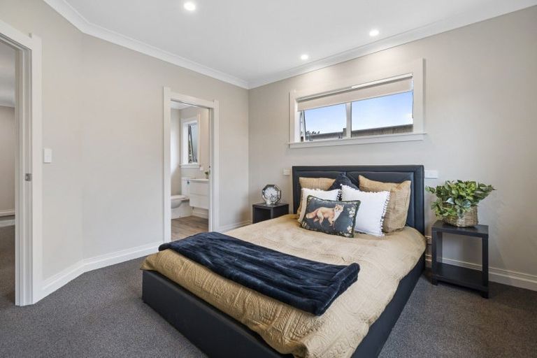 Photo of property in 66 Bridge Street, Bulls, 4818