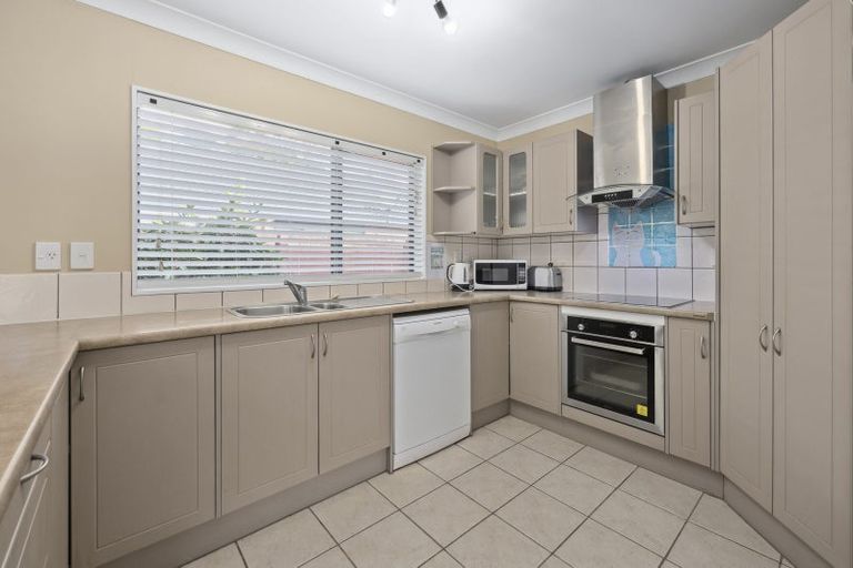 Photo of property in 56a Aquarius Drive, Kawaha Point, Rotorua, 3010