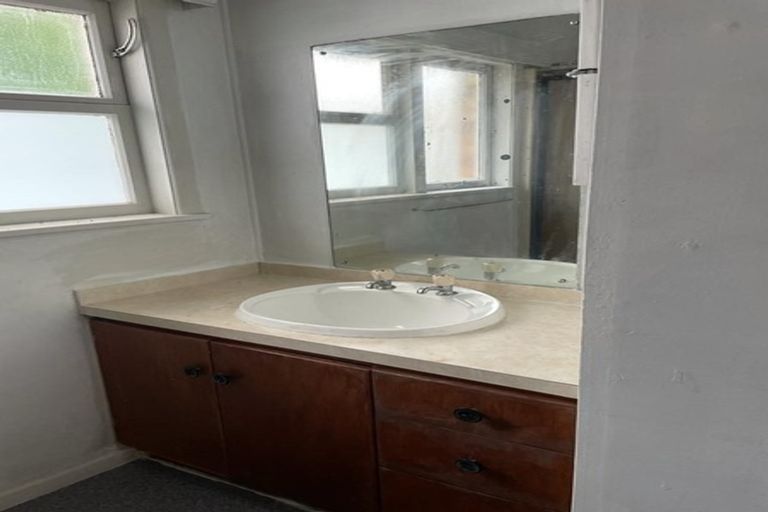 Photo of property in 1/12 Huia Road, Papatoetoe, Auckland, 2025