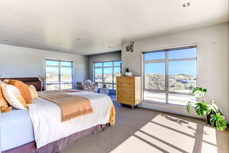 Photo of property in 34 Longbeach Drive, Castlecliff, Whanganui, 4501