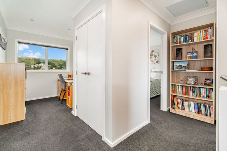 Photo of property in 164 John Burke Drive, Aotea, Porirua, 5024