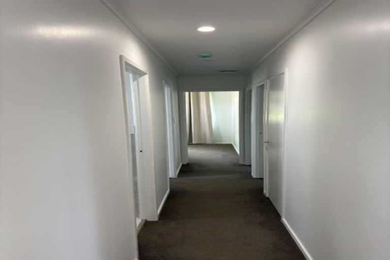 Photo of property in 37a Regency Place, Sunnynook, Auckland, 0632
