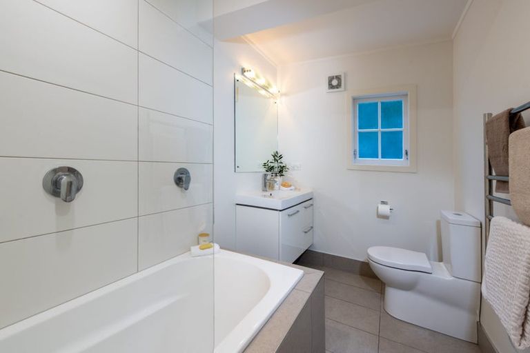 Photo of property in 107 East Coast Road, Castor Bay, Auckland, 0620