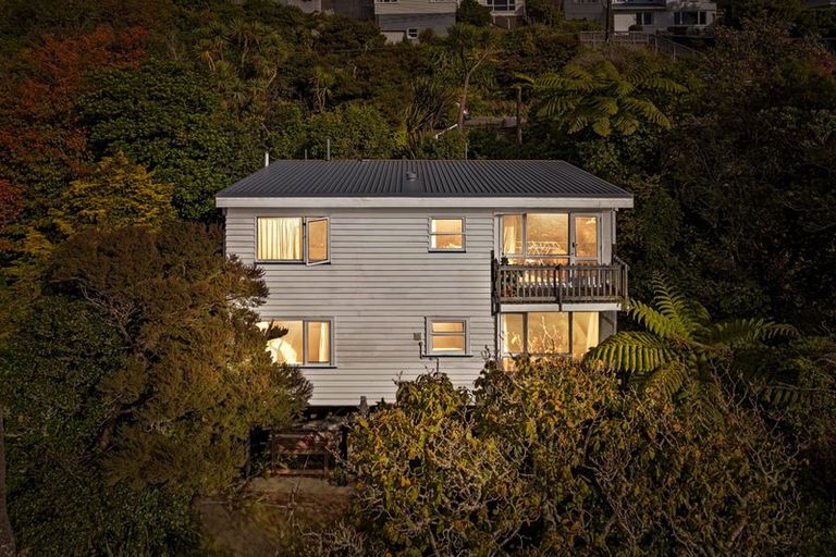 Photo of property in 47b Huntingdon Street, Northland, Wellington, 6012