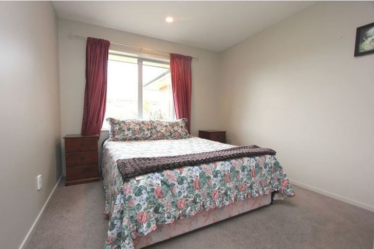 Photo of property in 3 Marlowe Place, Rolleston, 7614