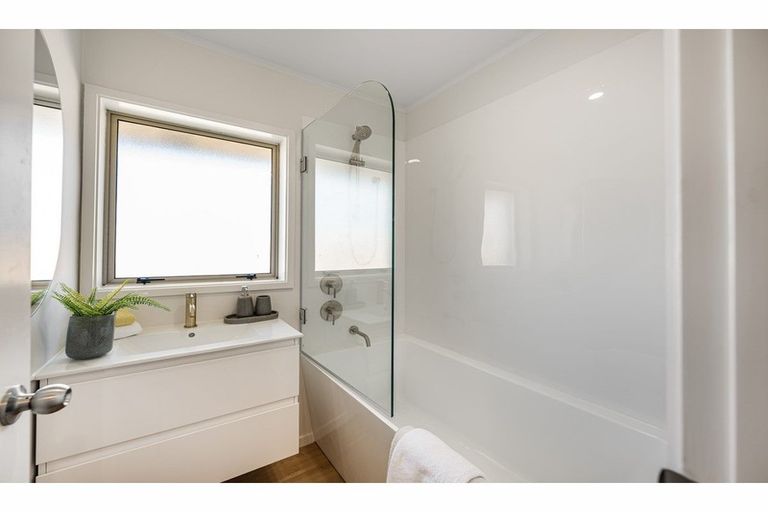 Photo of property in 5/122 Walmsley Road, Favona, Auckland, 2024